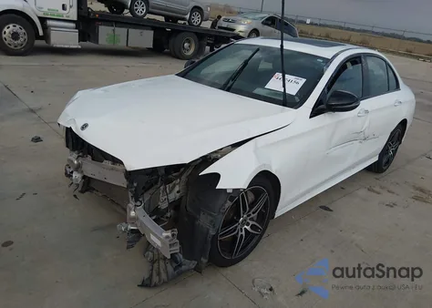 2020 Mercedes-Benz E 350 z USA, uszkodzony, nr VIN W1KZF8DB6LA811080